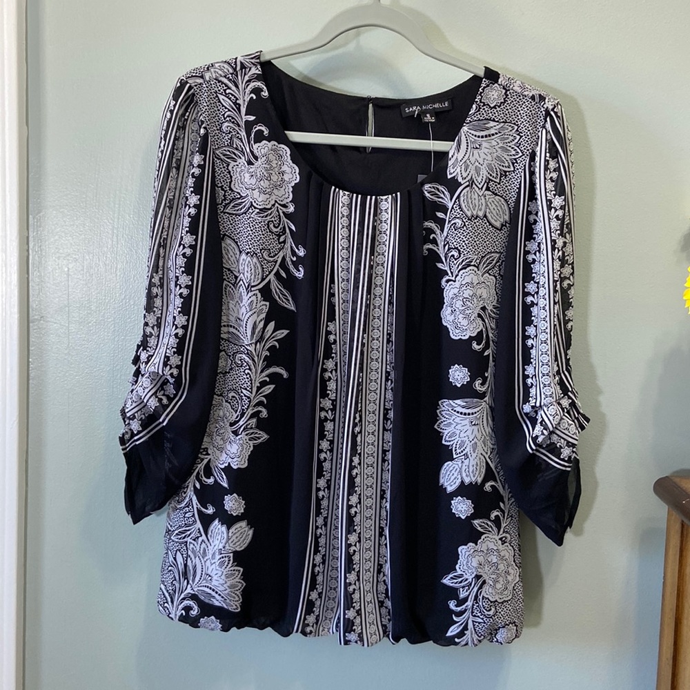 NWT Sara Michelle Women’s Black White Blouse Size Small